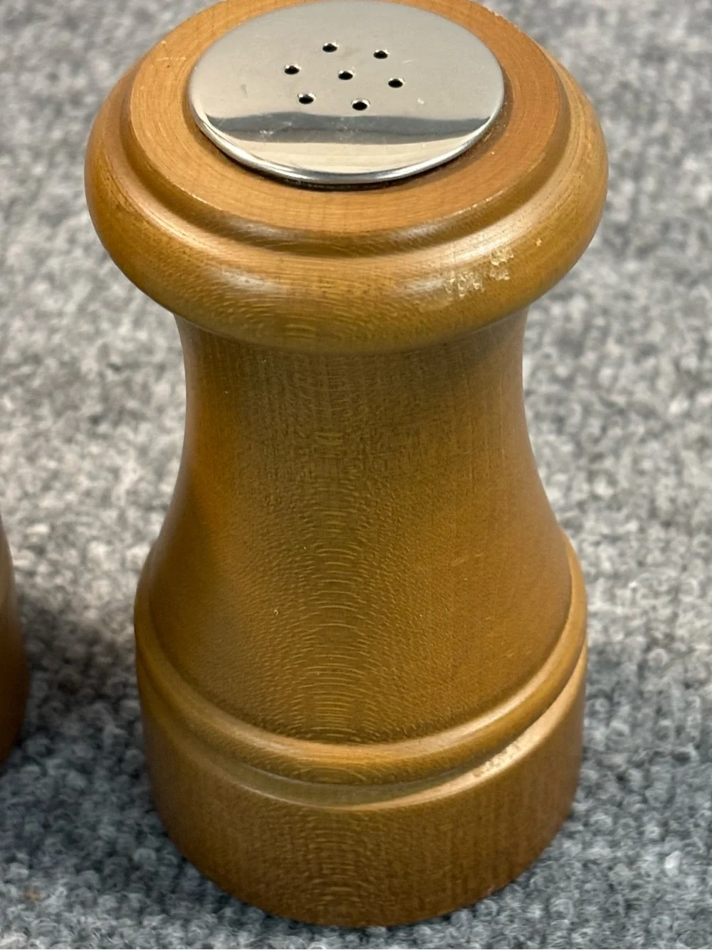 VTG Farmhouse Wood Pepper Mill Grinder Salt Shaker Set Crank Light Oak Finish 5